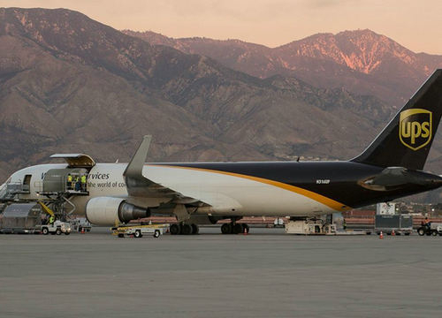 UPS國際快遞全稱解析及其全球服務網(wǎng)絡